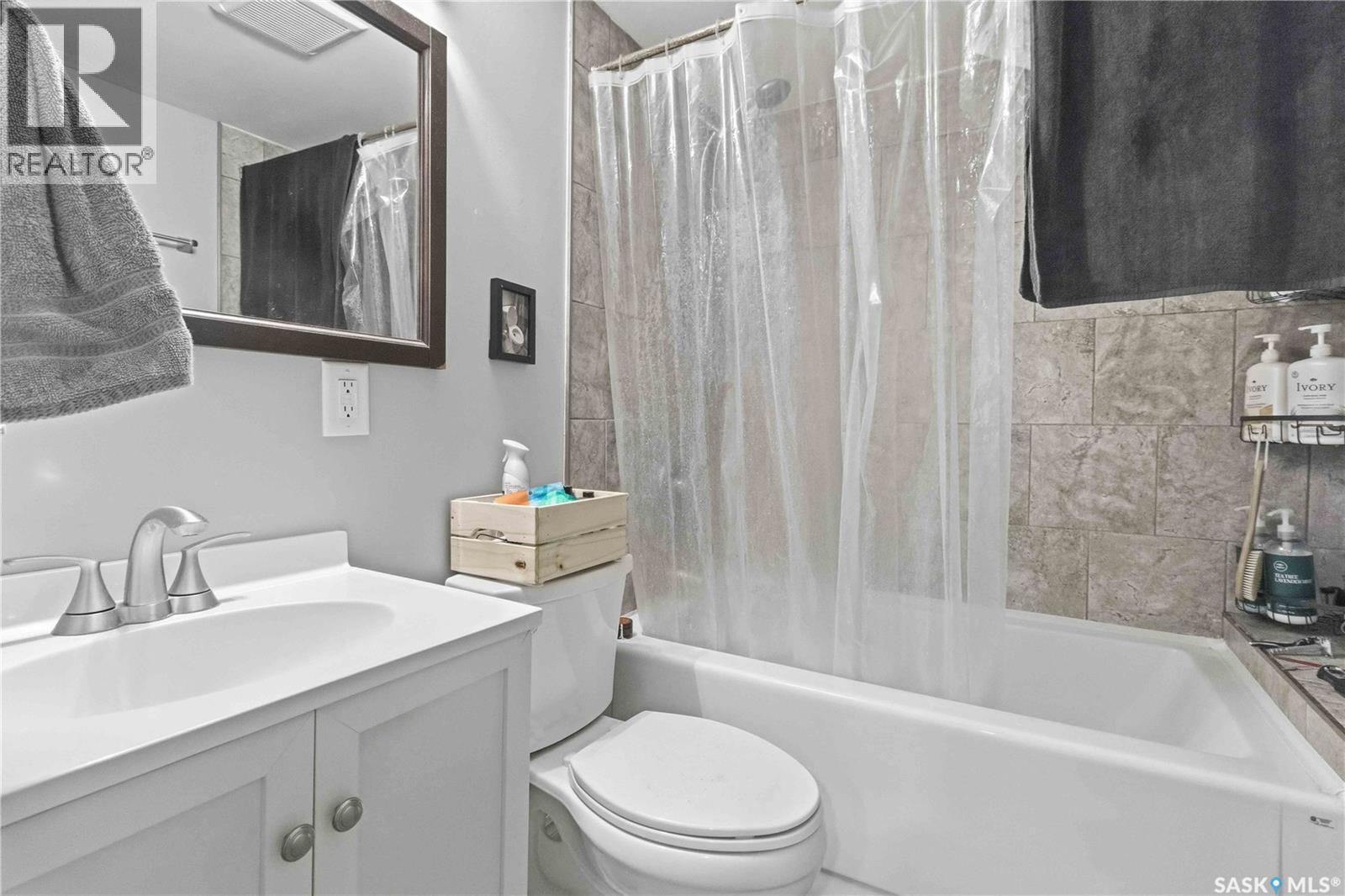 329 X Avenue N, Saskatoon, Saskatchewan  S7L 5J6 - Photo 27 - SK032492