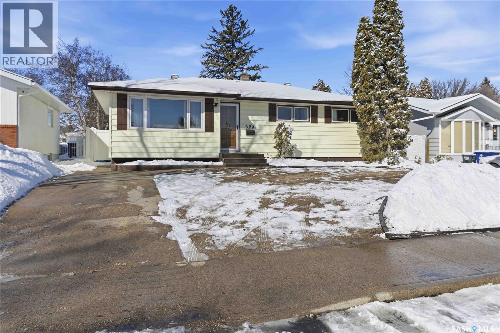 329 X AVENUE N, Saskatoon, Saskatchewan