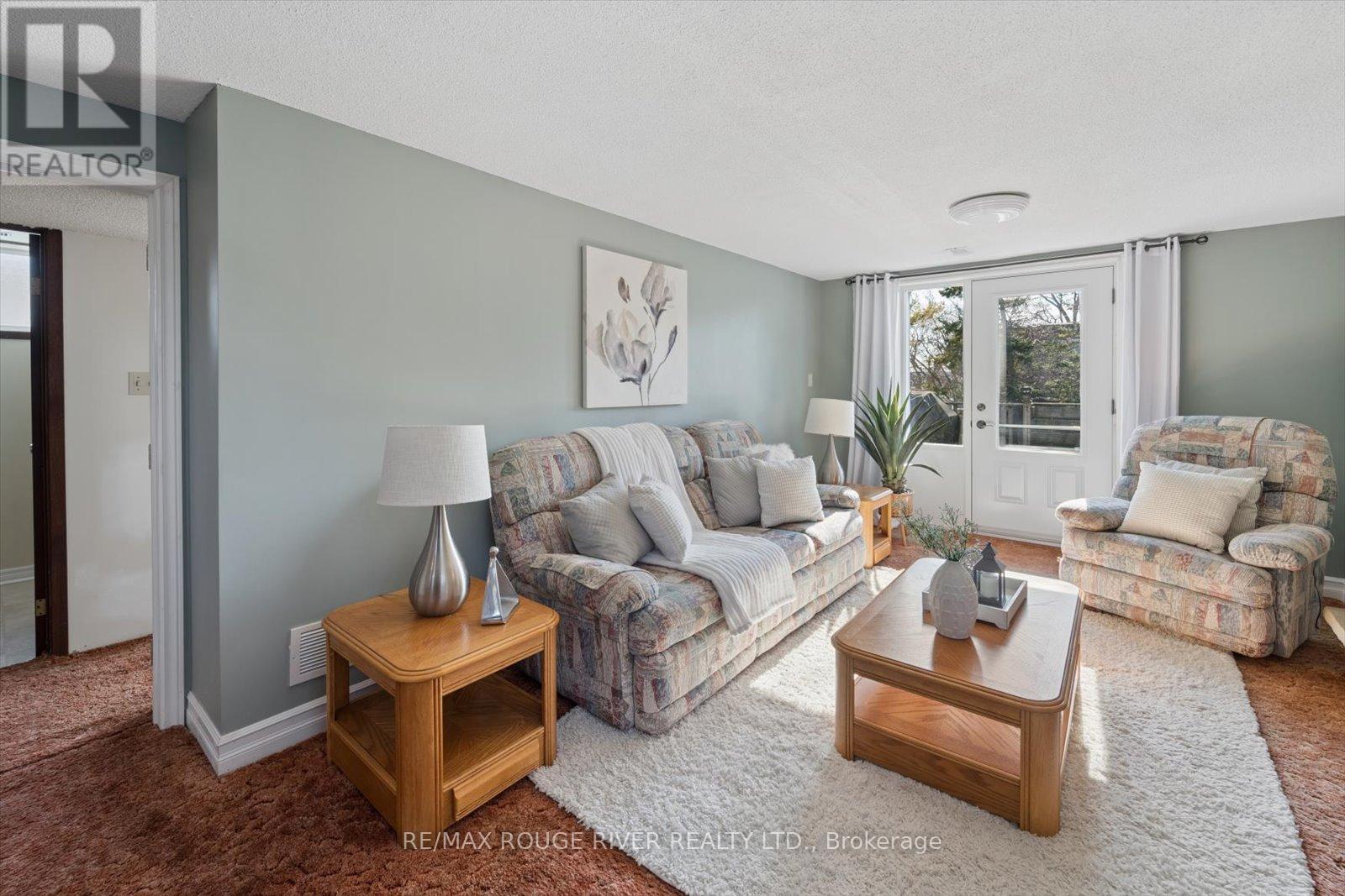 672 Pleasant Street, Pickering, Ontario  L1W 1P7 - Photo 21 - E12979648