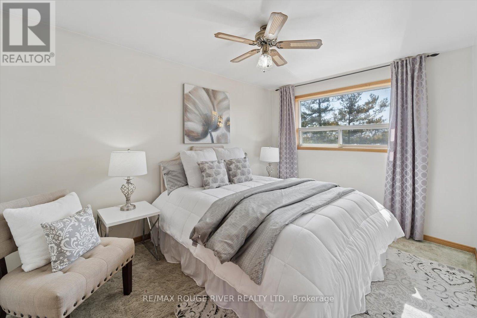 672 Pleasant Street, Pickering, Ontario  L1W 1P7 - Photo 23 - E12979648