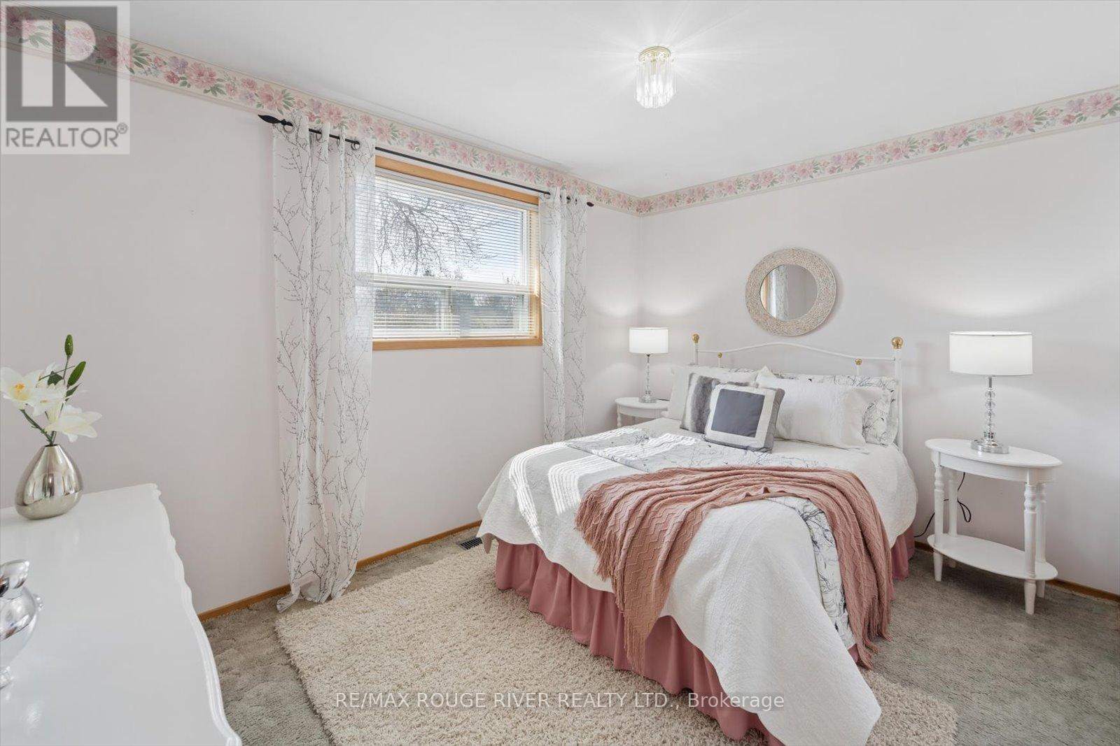 672 Pleasant Street, Pickering, Ontario  L1W 1P7 - Photo 26 - E12979648