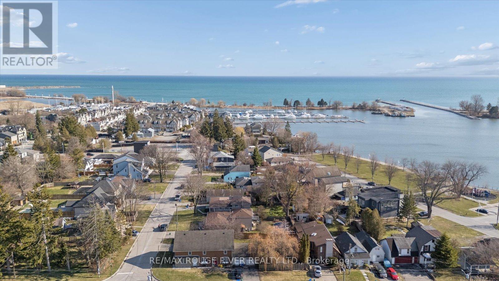 672 Pleasant Street, Pickering, Ontario  L1W 1P7 - Photo 40 - E12979648