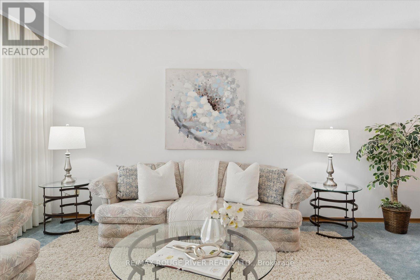 672 Pleasant Street, Pickering, Ontario  L1W 1P7 - Photo 8 - E12979648