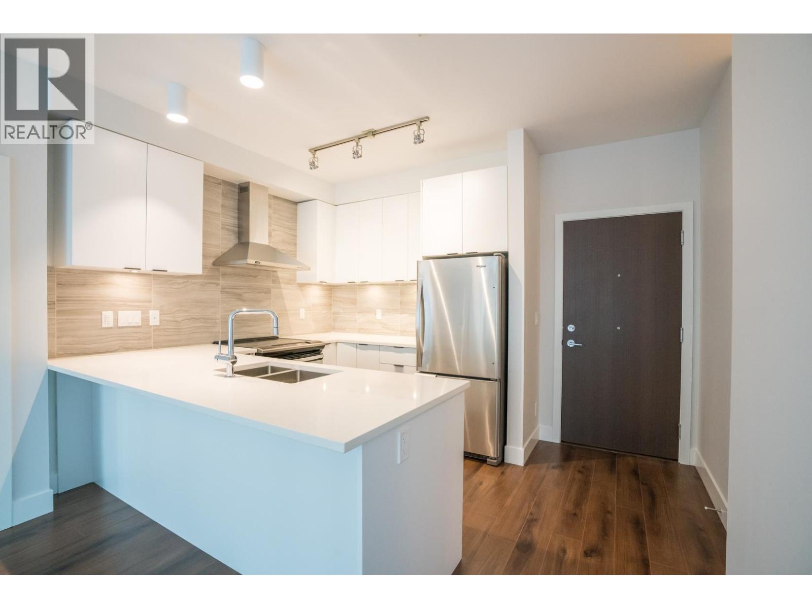 257 5355 Lane Street, Burnaby, British Columbia  V5H 0H1 - Photo 2 - R3109220