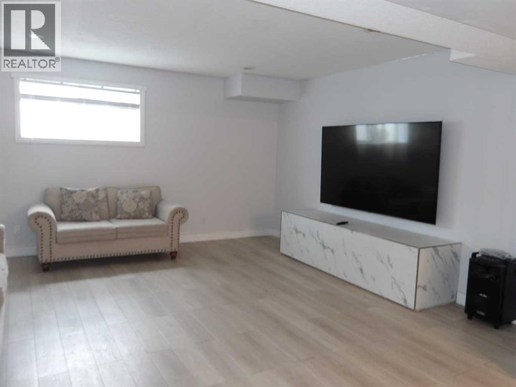 39 Ashley Close, Red Deer, Alberta  T4R 2X3 - Photo 13 - A2296003