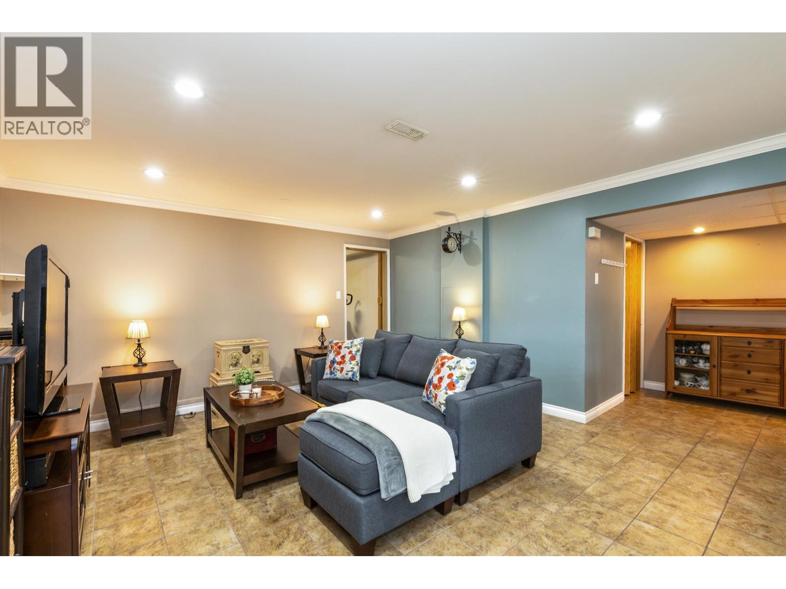 2113 Cape Horn Avenue, Coquitlam, British Columbia  V3K 1J4 - Photo 20 - R3109014