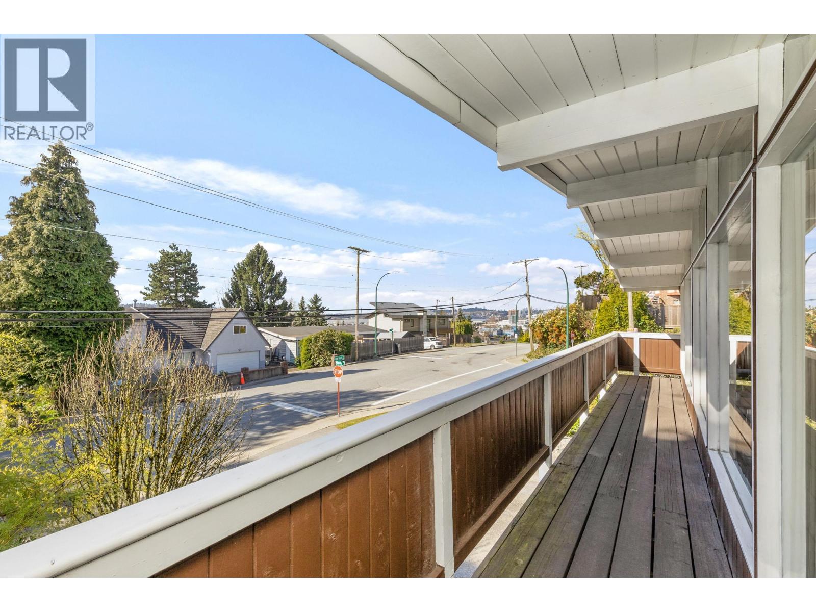 2113 Cape Horn Avenue, Coquitlam, British Columbia  V3K 1J4 - Photo 18 - R3109014