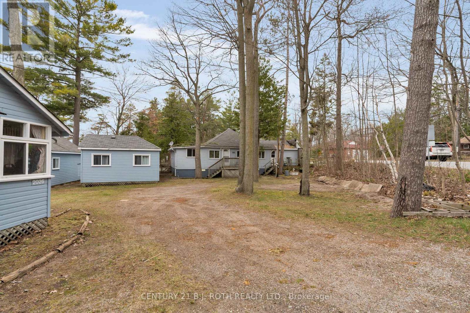 2026 Tiny Beaches Road S, Tiny, Ontario  L0L 1P1 - Photo 22 - S12979636