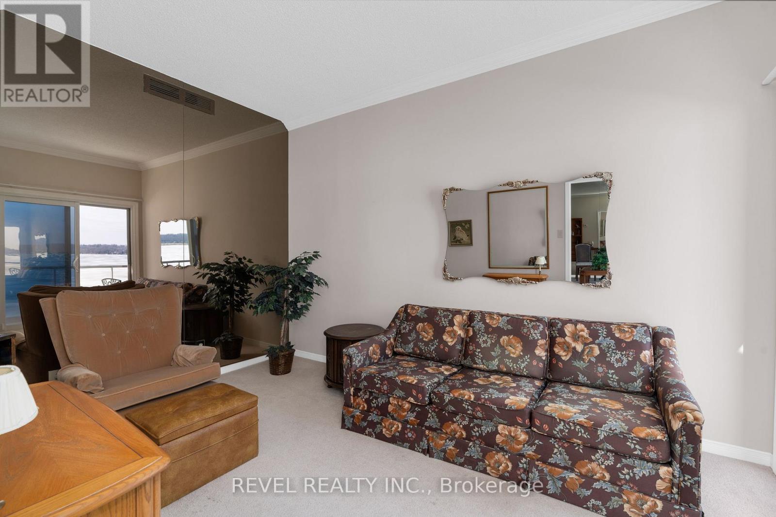 304 - 21 Kempenfelt Drive, Barrie, Ontario  L4M 1B8 - Photo 21 - S12979662