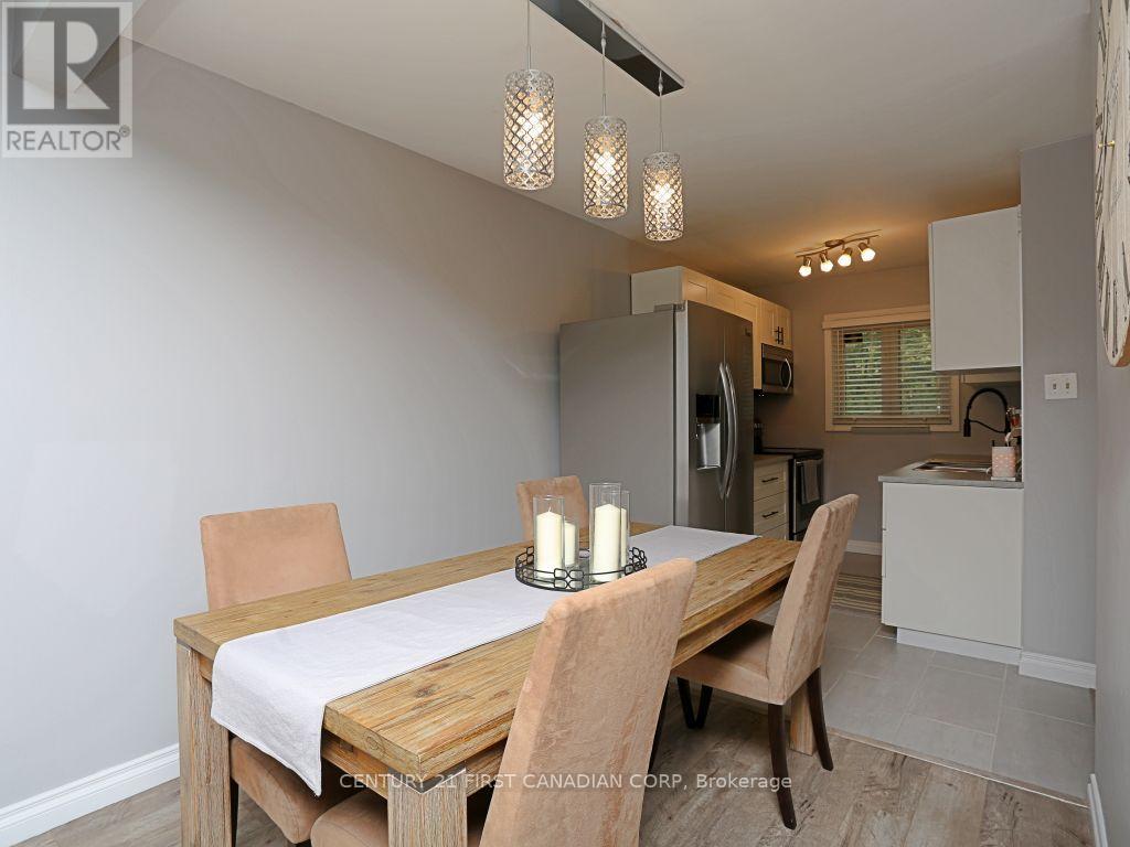 7 - 166 Southdale Road W, London South, Ontario  N6J 2J1 - Photo 11 - X12665996