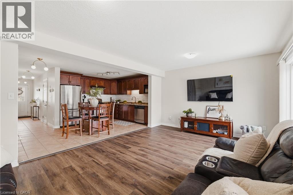 130 Simmonds Drive, Guelph, Ontario  N1E 7L8 - Photo 6 - 40819399