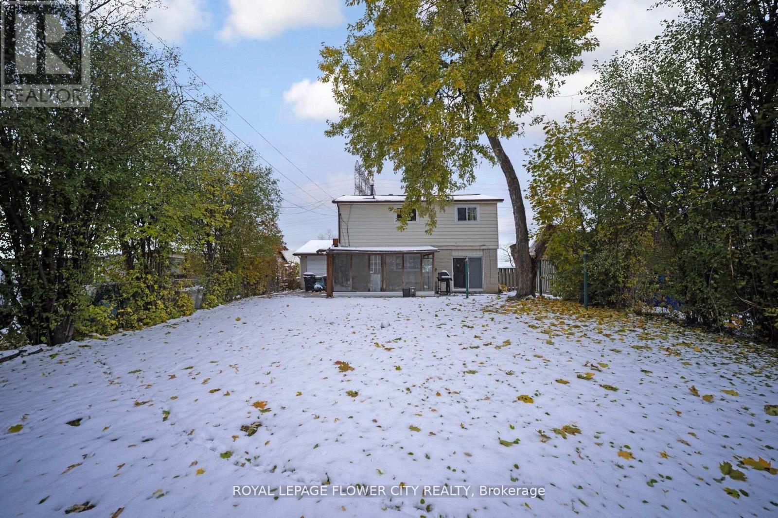 60 Lexington Avenue, Toronto, Ontario  M9V 2G8 - Photo 49 - W12979614