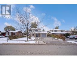 60 LEXINGTON AVENUE, Toronto, Ontario