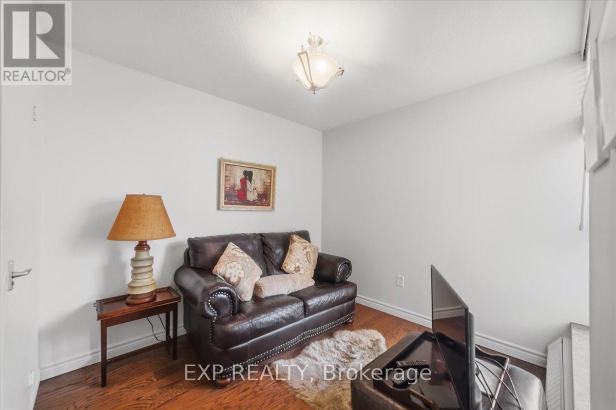 617 - 60 Southport Street, Toronto, Ontario  M6S 3N4 - Photo 12 - W12979638