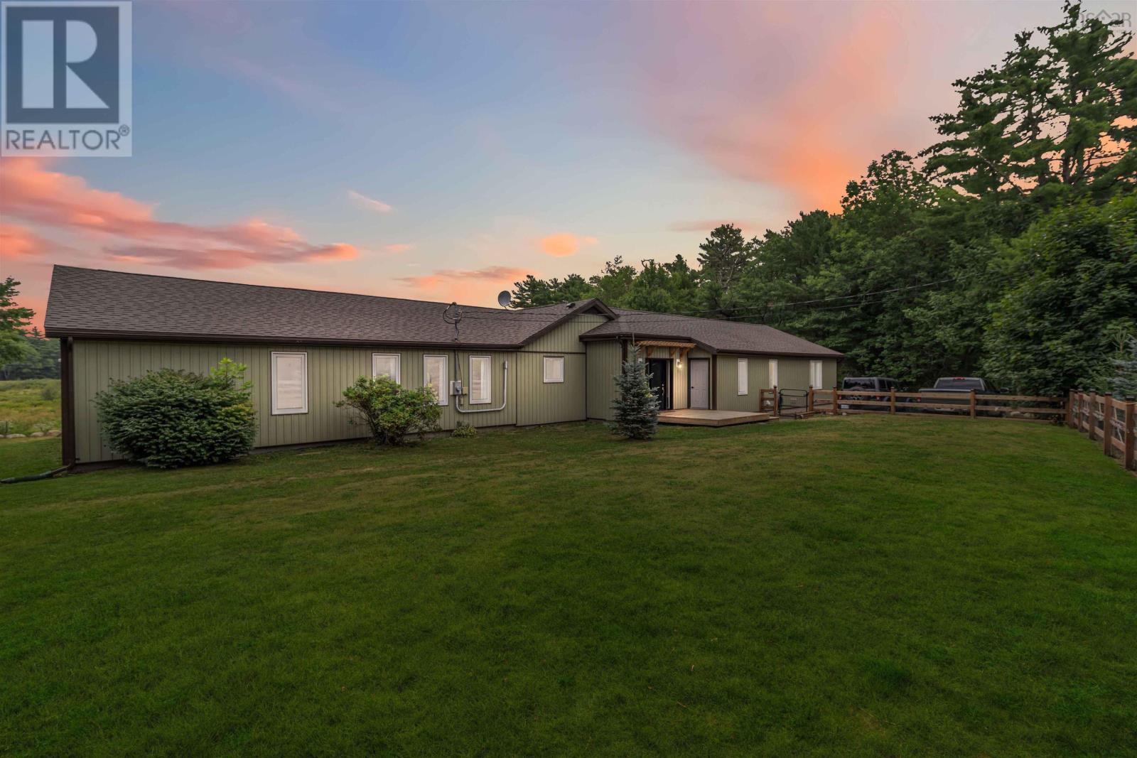 8710 Highway 8, South Brookfield, Nova Scotia  B0T 1X0 - Photo 2 - 202604548