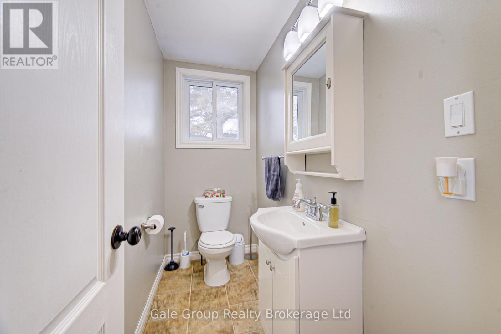 400 Odlum Drive, Woodstock, Ontario  N4S 3S2 - Photo 12 - X12890026