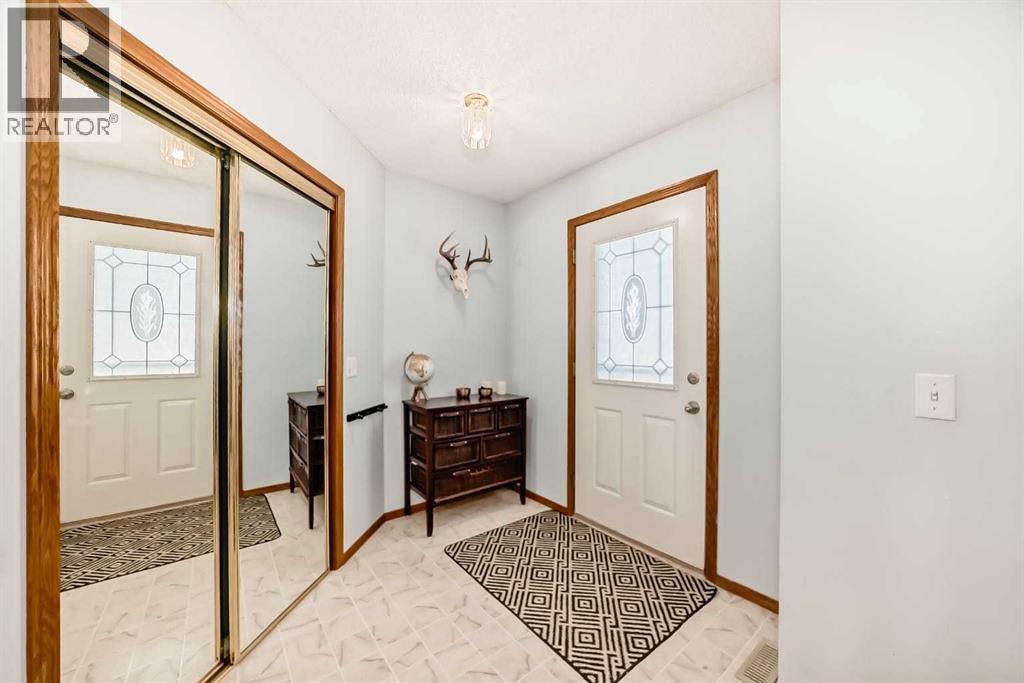 15 Citadel Meadow Grove NW, Calgary, Alberta  T3G 4K6 - Photo 10 - A2299760