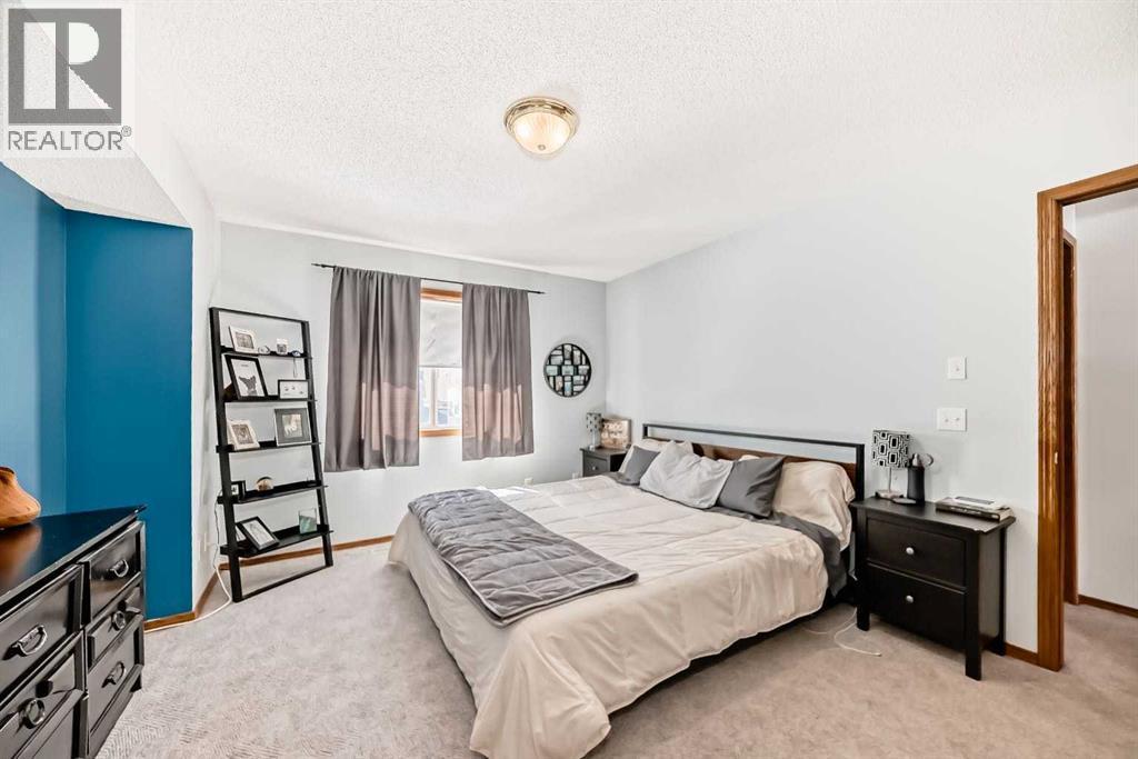 15 Citadel Meadow Grove NW, Calgary, Alberta  T3G 4K6 - Photo 6 - A2299760