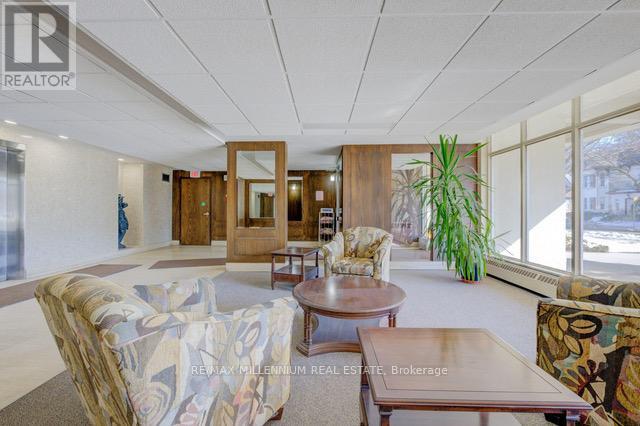 203 - 250 Frederick Street, Kitchener, Ontario  N2H 2N1 - Photo 6 - X12979632