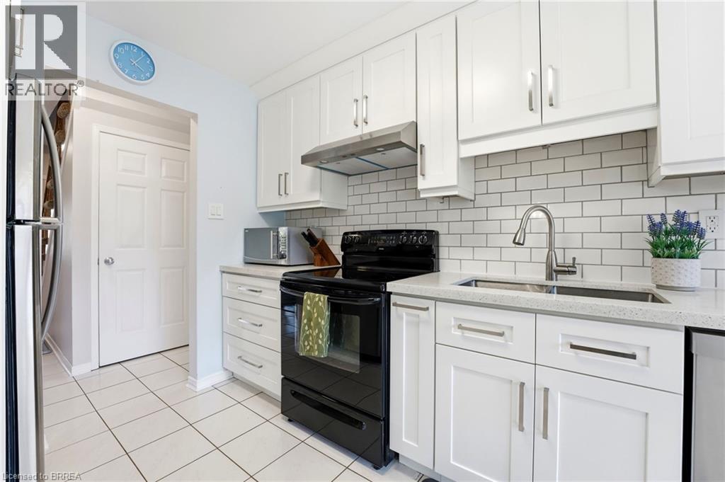 21 Garden Crescent, Paris, Ontario  N3L 3T3 - Photo 14 - 40816122