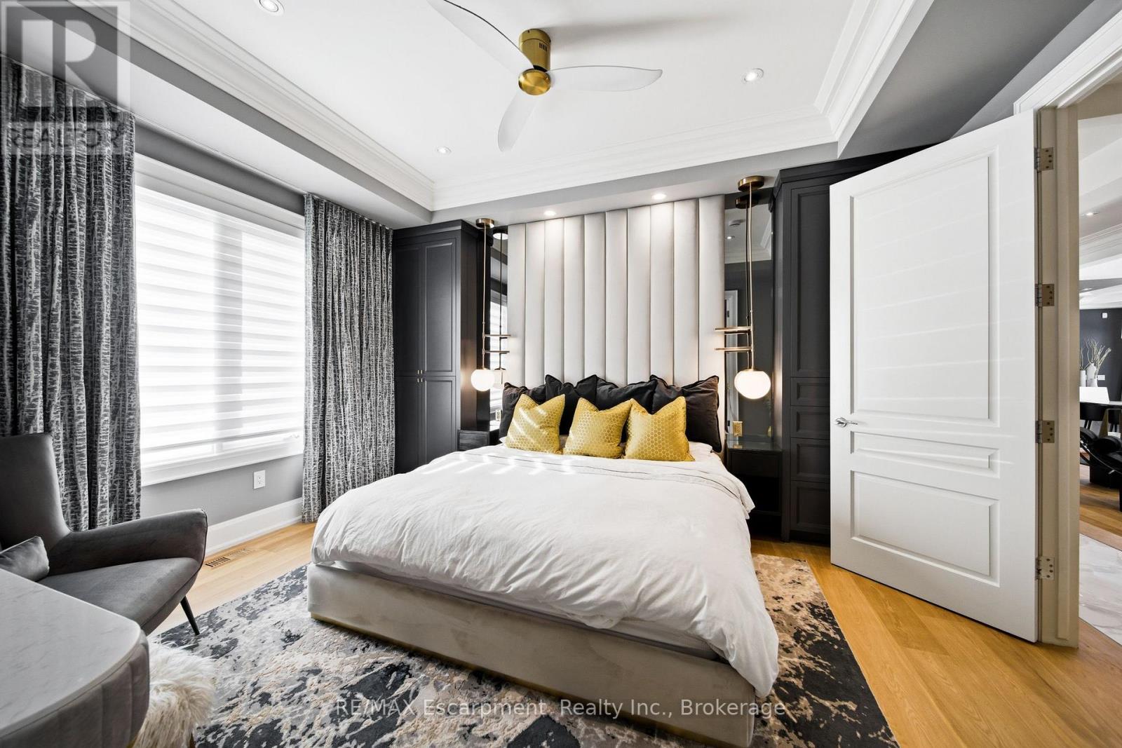 3205 Highpoint Court, Burlington, Ontario  L7P 0P9 - Photo 21 - W12979788