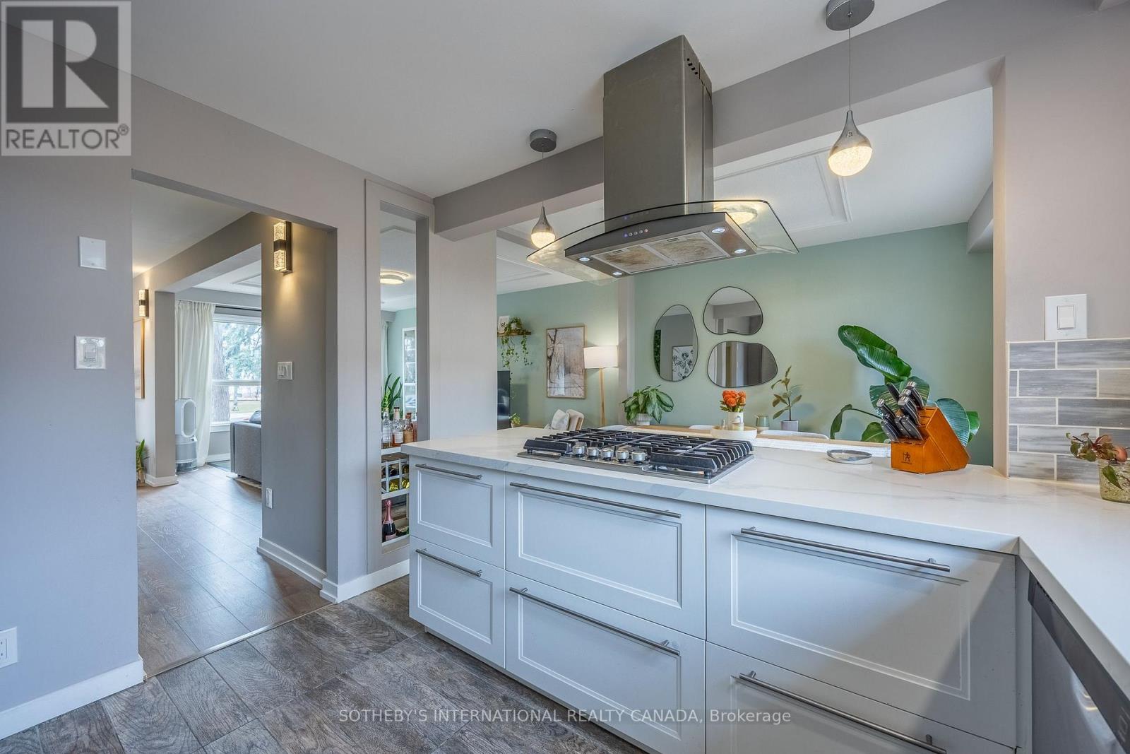 113 - 5475 Lakeshore Road, Burlington, Ontario  L7L 1E1 - Photo 8 - W12972900