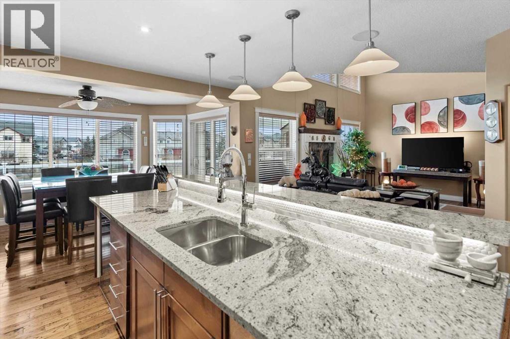 935 Bayside Drive SW, Airdrie, Alberta  T4B 3E3 - Photo 10 - A2276872