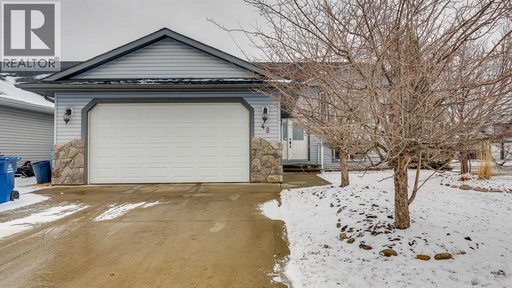 42 Eastpointe, Blackfalds, Alberta  T4M 0G6 - Photo 1 - A2299839