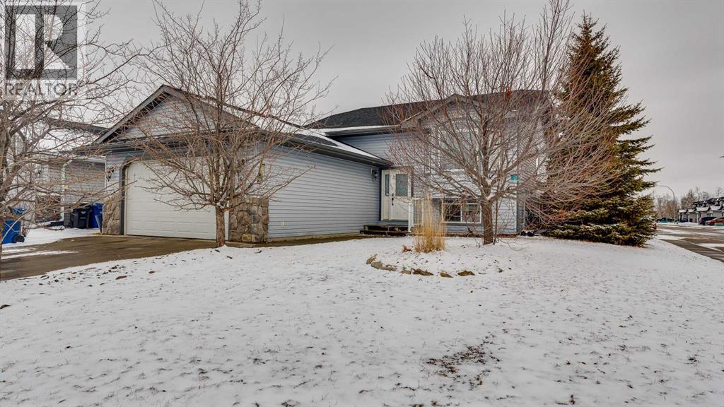 42 Eastpointe, Blackfalds, Alberta  T4M 0G6 - Photo 3 - A2299839