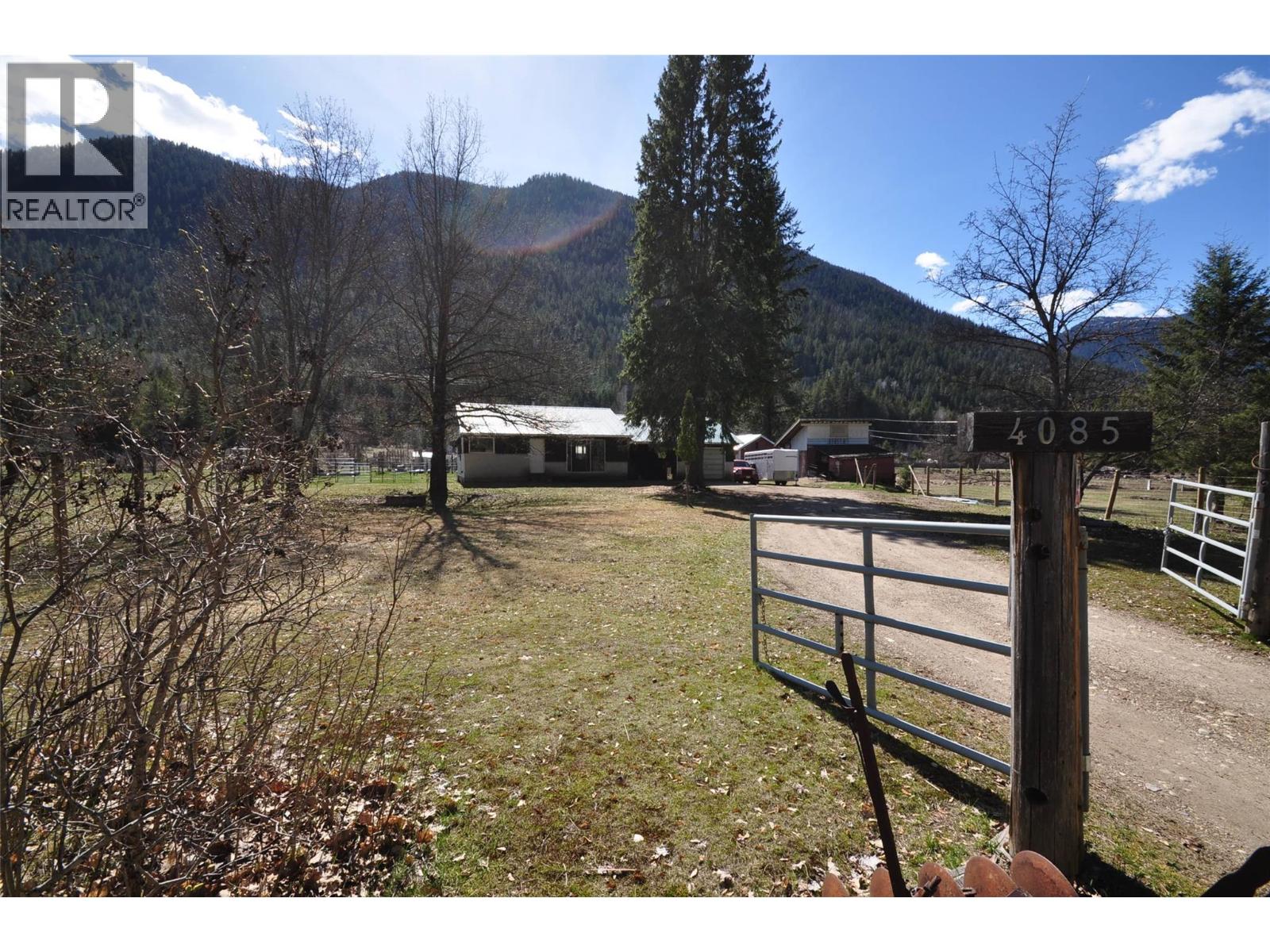 4085 Passmore Upper Road, Winlaw, British Columbia