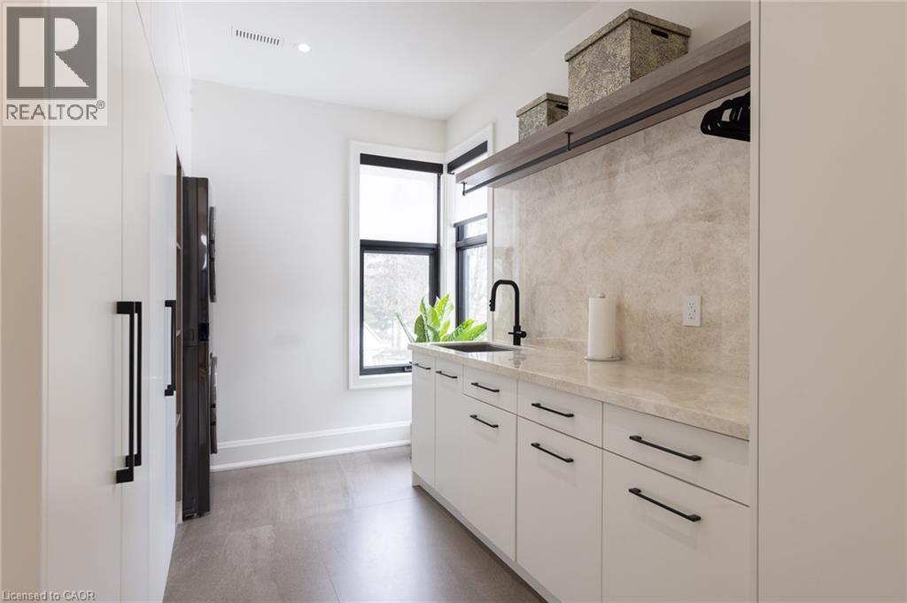 540 Patricia Drive, Oakville, Ontario  L6K 1M2 - Photo 32 - 40814197