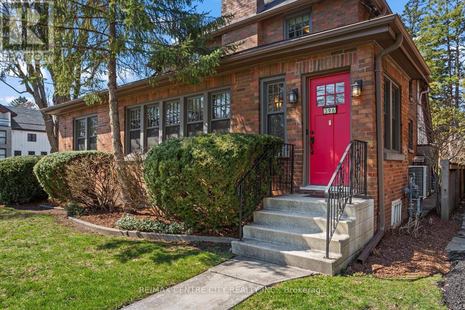 396 Victoria Street, London East, Ontario  N5Y 4A9 - Photo 2 - X12979748