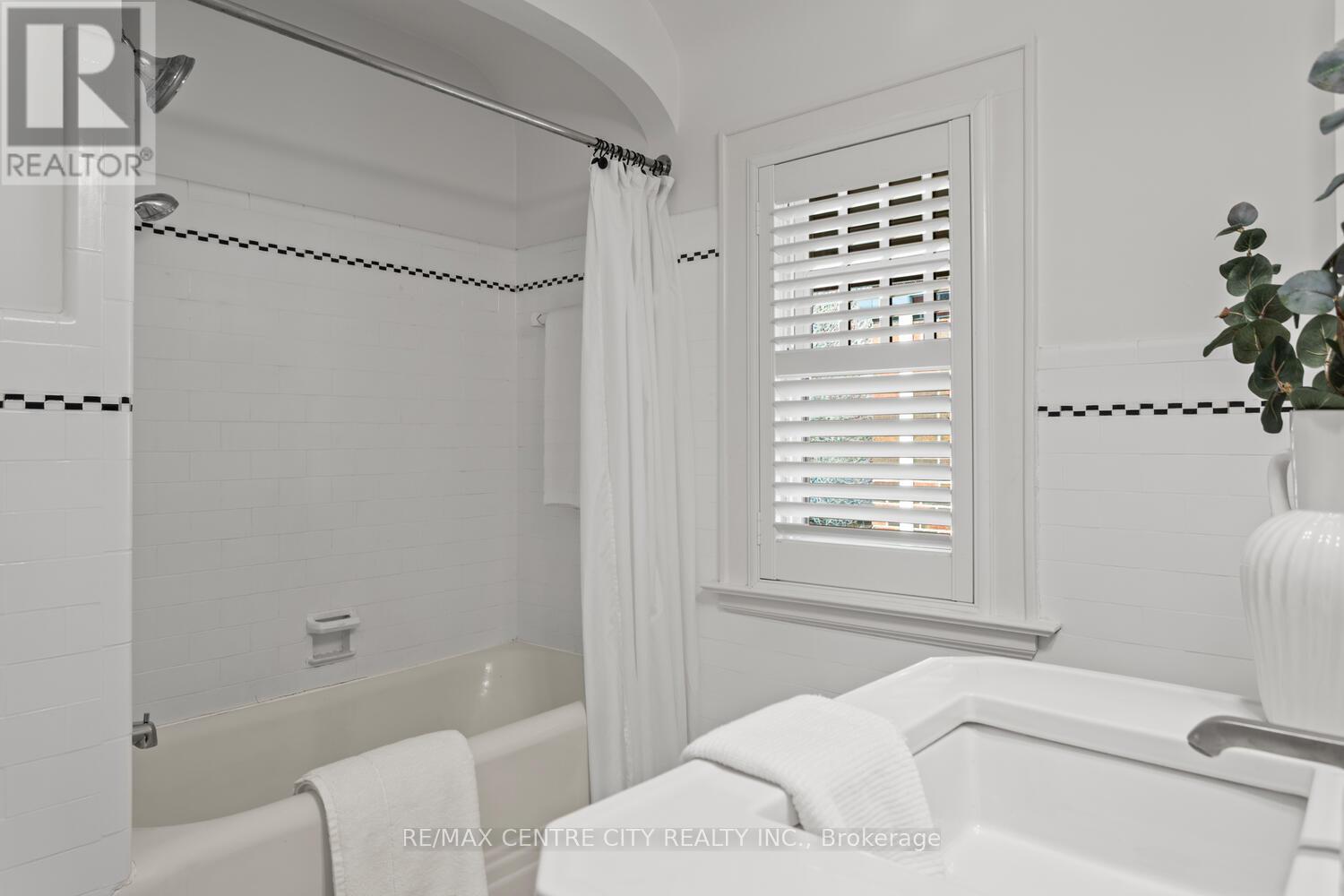 396 Victoria Street, London East, Ontario  N5Y 4A9 - Photo 27 - X12979748