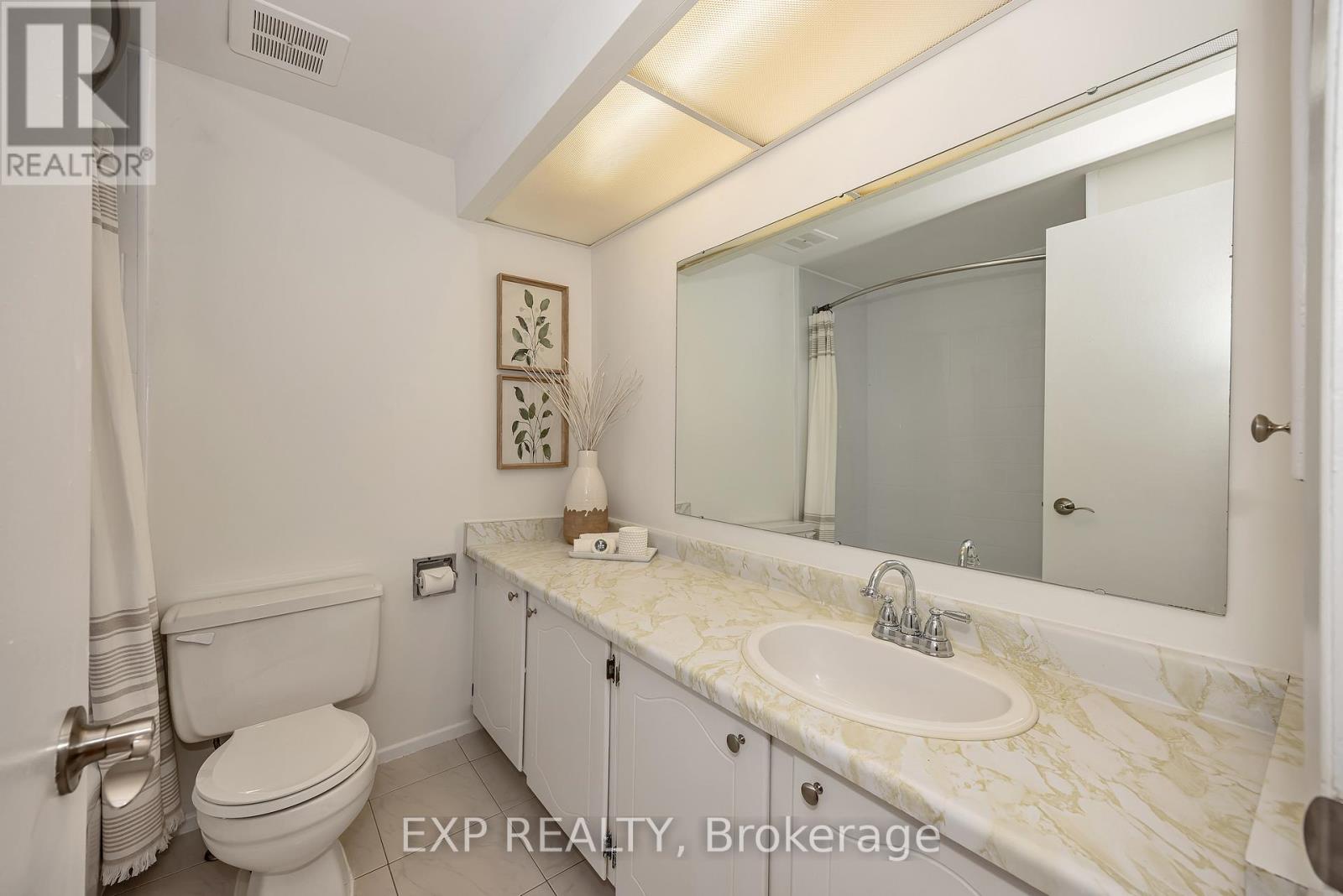 10 Greenboro Crescent, Ottawa, Ontario  K1T 1W5 - Photo 11 - X12979674