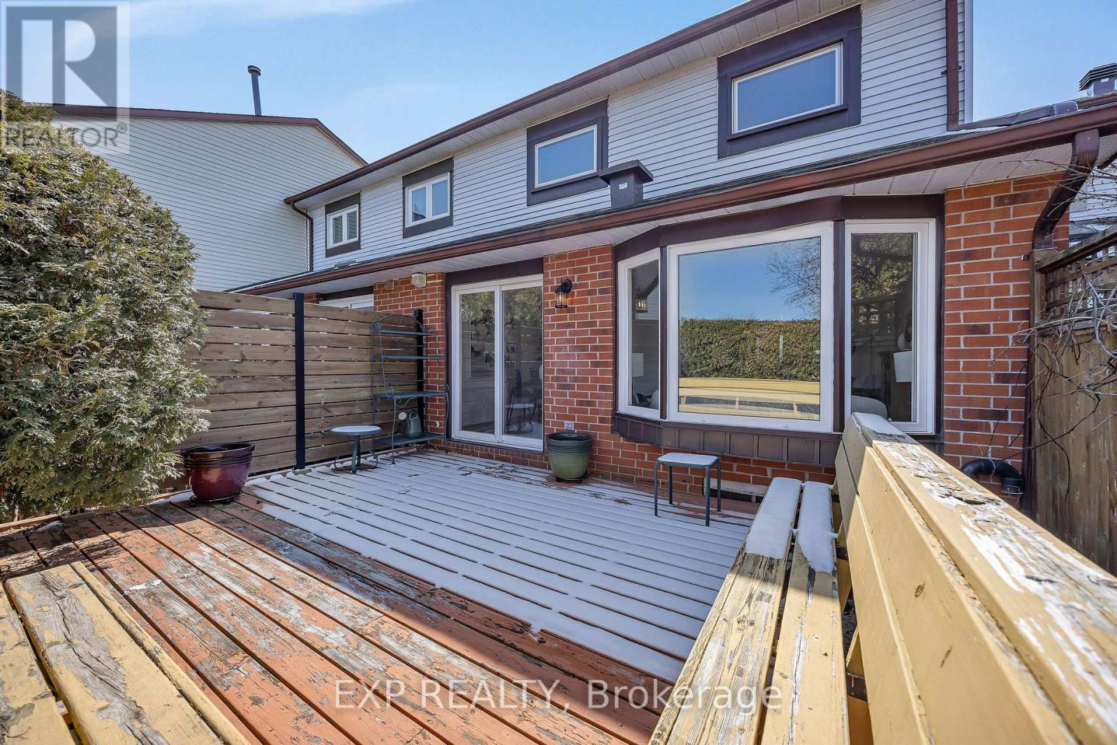 10 Greenboro Crescent, Ottawa, Ontario  K1T 1W5 - Photo 16 - X12979674