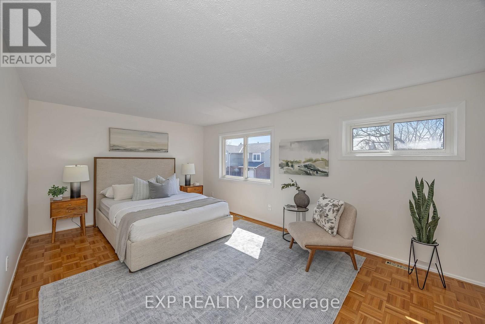 10 Greenboro Crescent, Ottawa, Ontario  K1T 1W5 - Photo 7 - X12979674