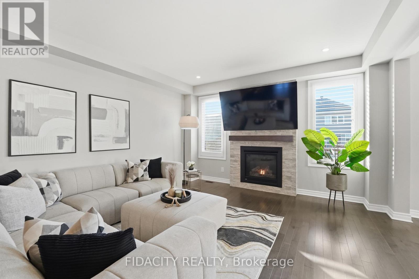 194 Kimpton Drive, Ottawa, Ontario  K2S 2H9 - Photo 12 - X12979688