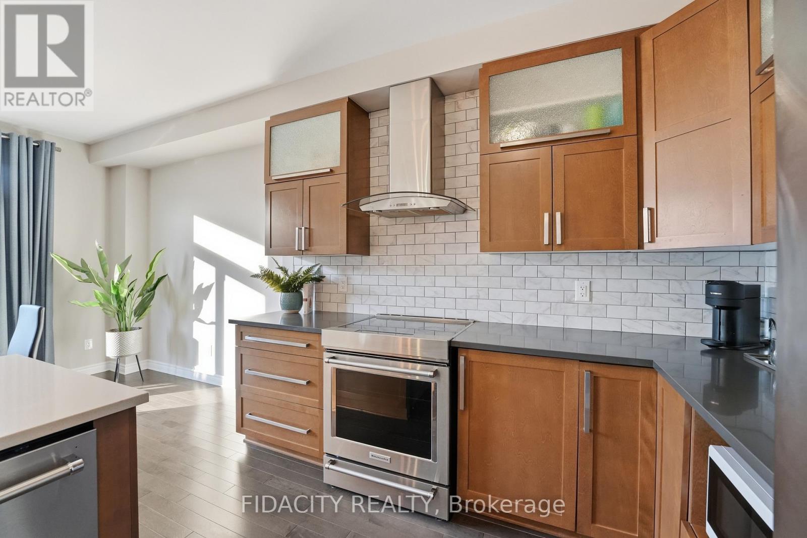 194 Kimpton Drive, Ottawa, Ontario  K2S 2H9 - Photo 20 - X12979688