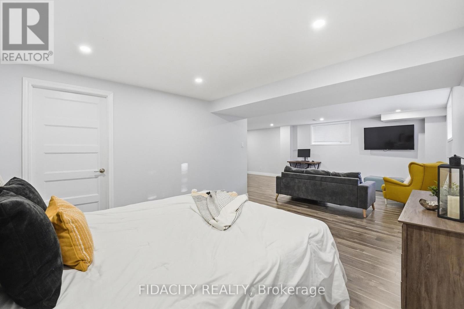 194 Kimpton Drive, Ottawa, Ontario  K2S 2H9 - Photo 44 - X12979688