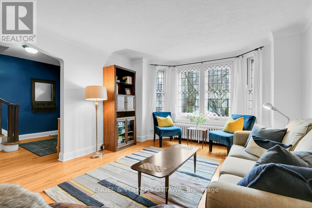 421 Chapel Street, Ottawa, Ontario  K1N 7Z7 - Photo 3 - X12979706