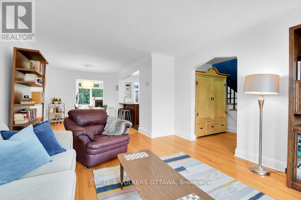 421 Chapel Street, Ottawa, Ontario  K1N 7Z7 - Photo 4 - X12979706