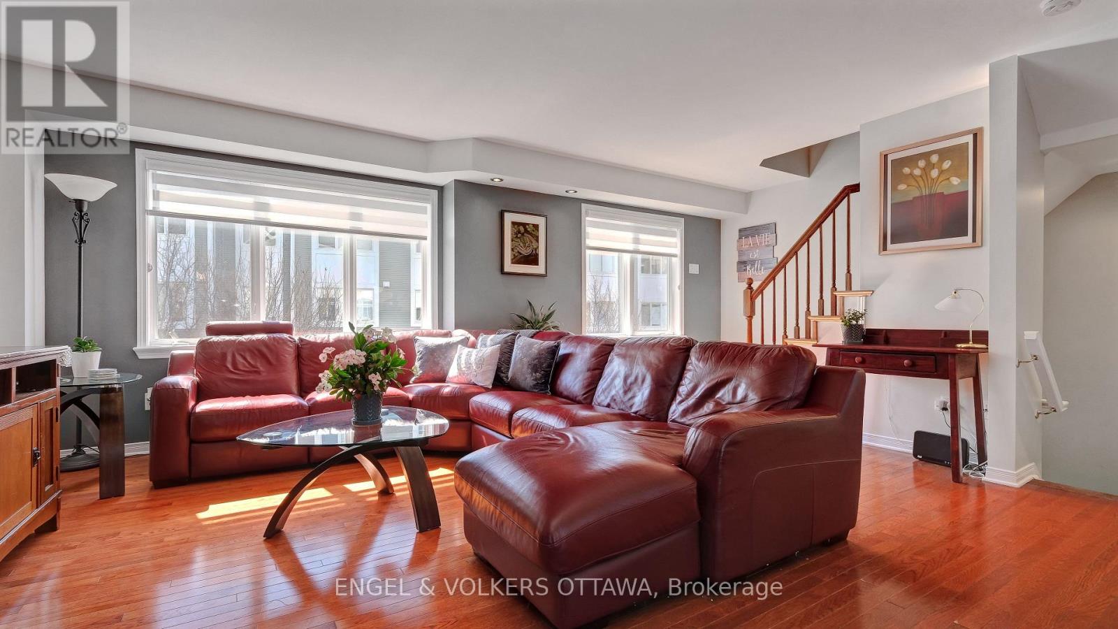 505 Burleigh Private, Ottawa, Ontario  K1J 1J9 - Photo 12 - X12979726