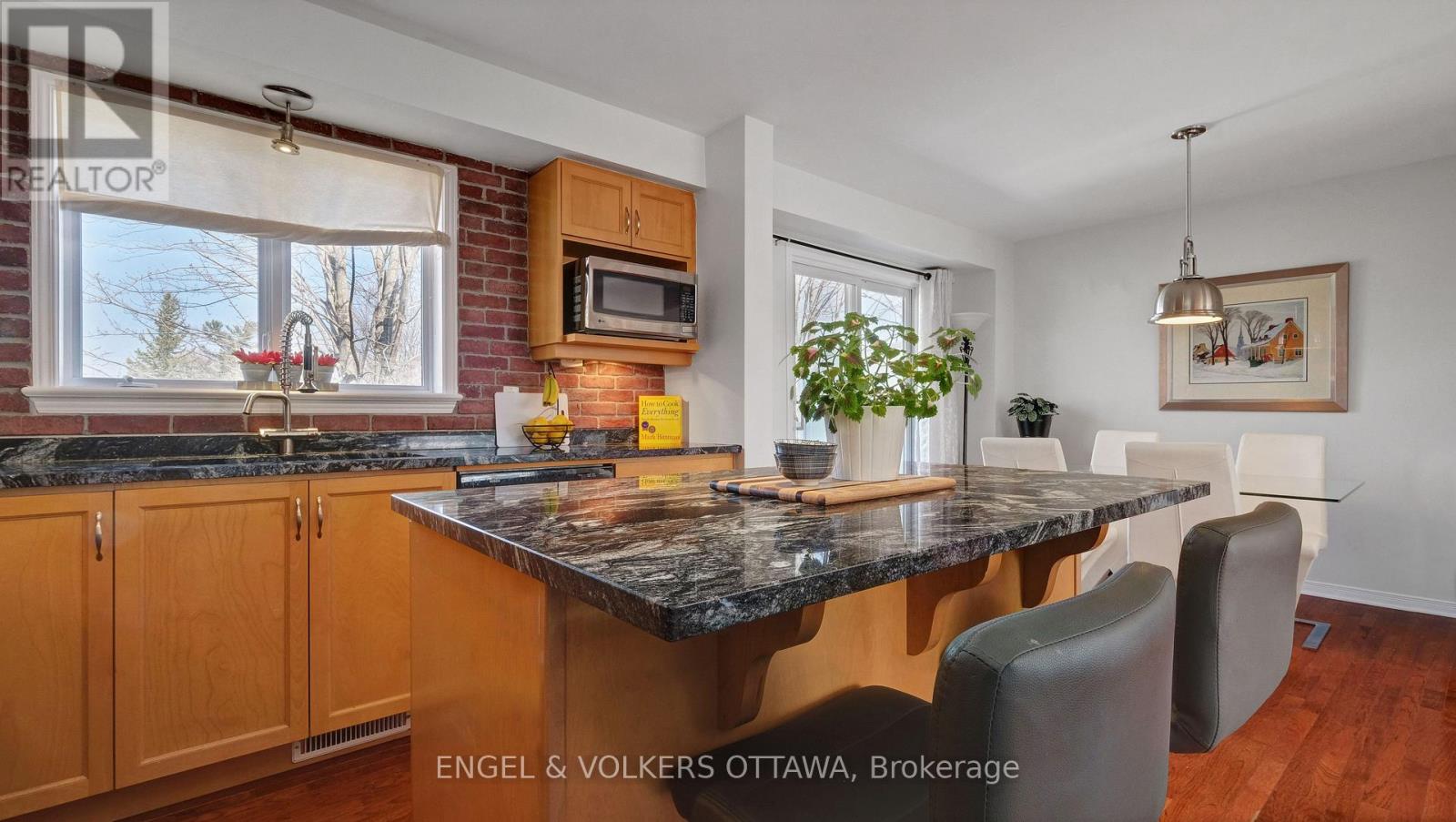 505 Burleigh Private, Ottawa, Ontario  K1J 1J9 - Photo 20 - X12979726