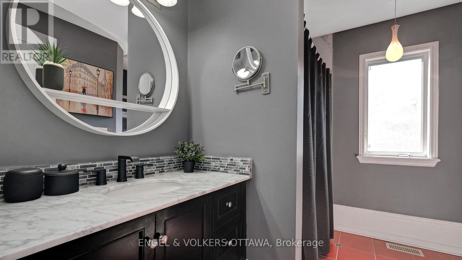 505 Burleigh Private, Ottawa, Ontario  K1J 1J9 - Photo 27 - X12979726