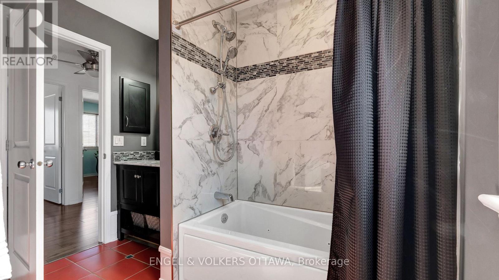 505 Burleigh Private, Ottawa, Ontario  K1J 1J9 - Photo 28 - X12979726