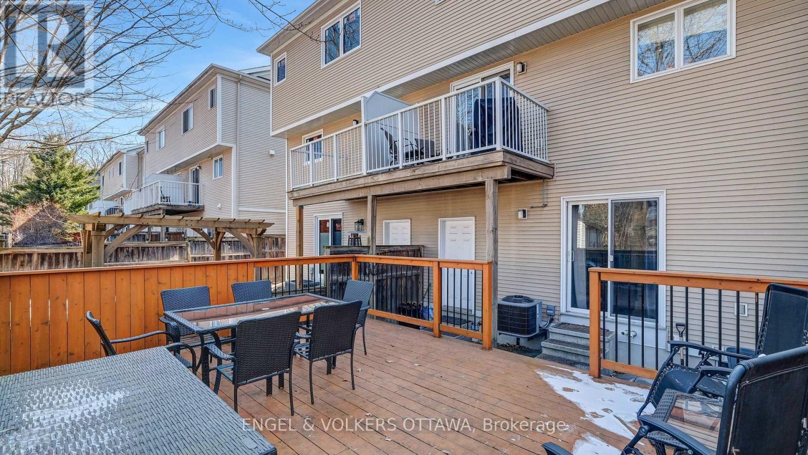 505 Burleigh Private, Ottawa, Ontario  K1J 1J9 - Photo 40 - X12979726