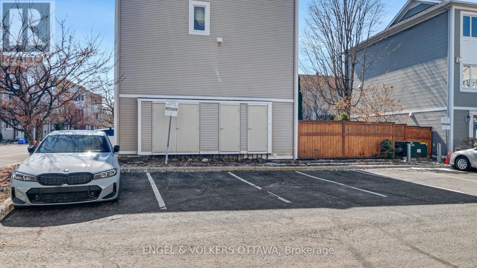 505 Burleigh Private, Ottawa, Ontario  K1J 1J9 - Photo 42 - X12979726