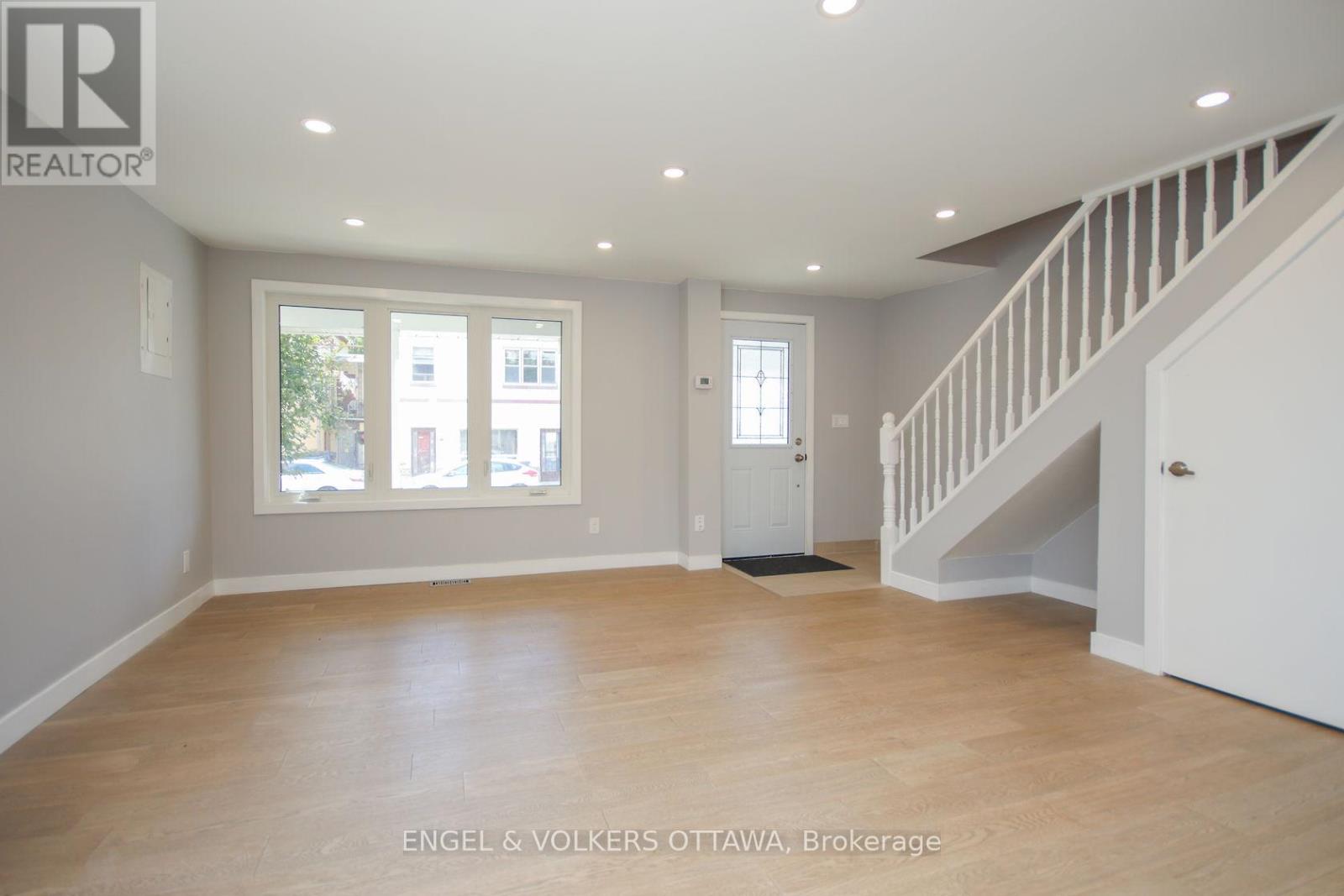 A - 43 St Charles Street, Ottawa, Ontario  K1L 5V3 - Photo 10 - X12979734