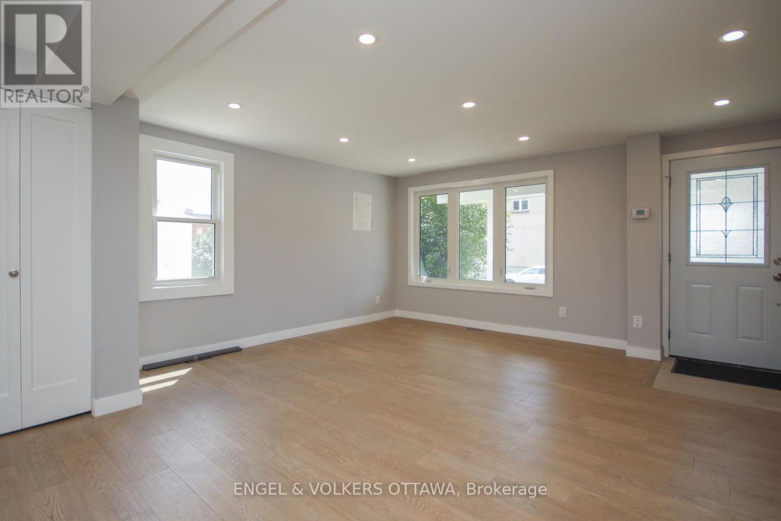 A - 43 St Charles Street, Ottawa, Ontario  K1L 5V3 - Photo 12 - X12979734