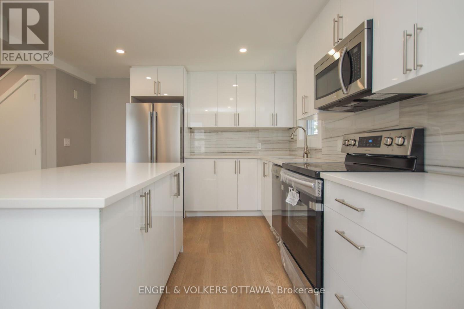 A - 43 St Charles Street, Ottawa, Ontario  K1L 5V3 - Photo 17 - X12979734